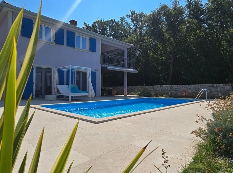 4 bedroom Villa 236 m² Grad Rovinj, Croatia