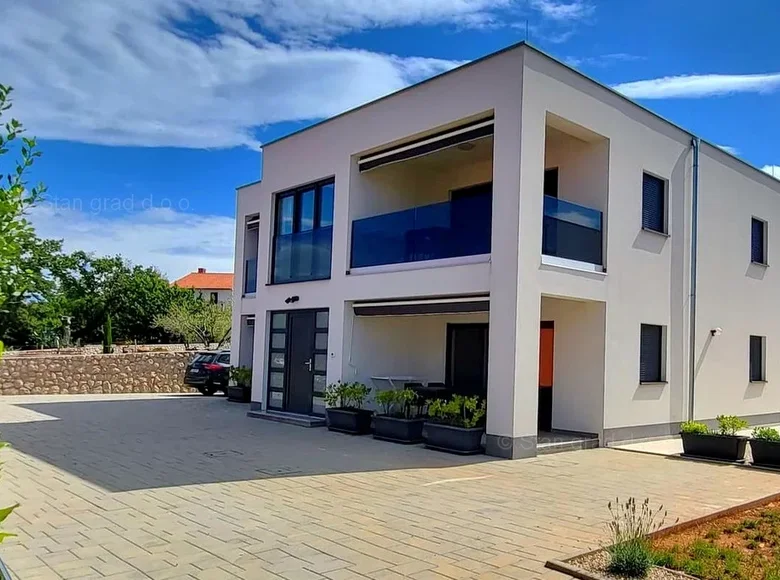 Maison 4 chambres 290 m² Radici, Croatie