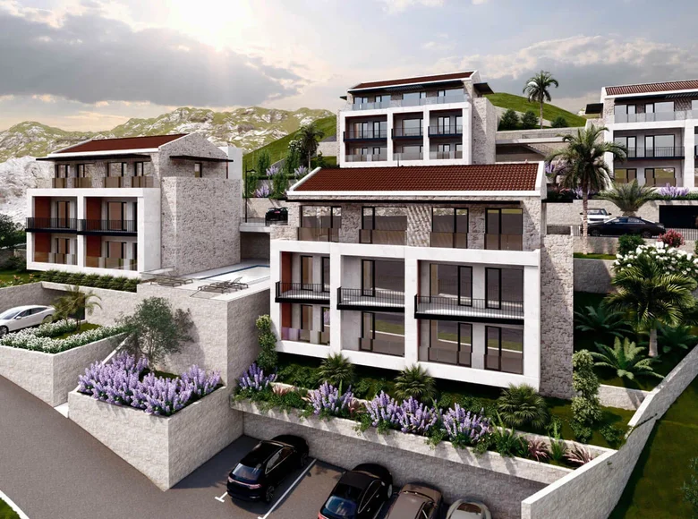 3 bedroom apartment 106 m² Muo, Montenegro