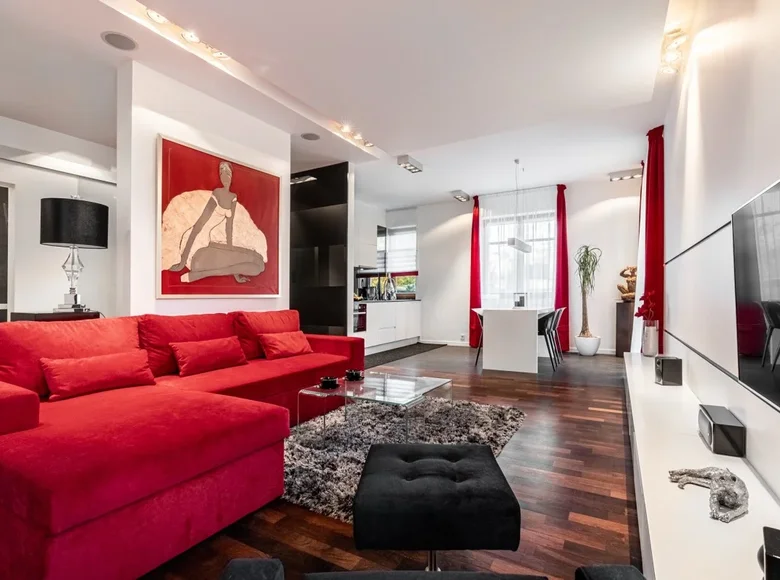 2 room apartment 72 m² Lodz, Poland