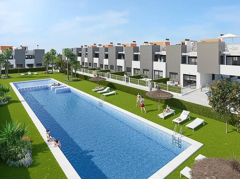 Mieszkanie 4 pokoi 69 m² Torrevieja, Hiszpania