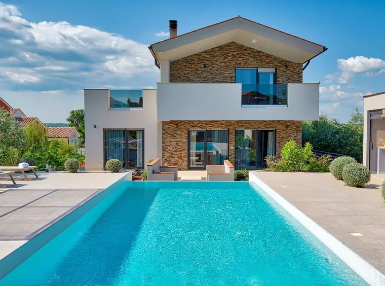 Casa 5 habitaciones 350 m² Vodnjan, Croacia