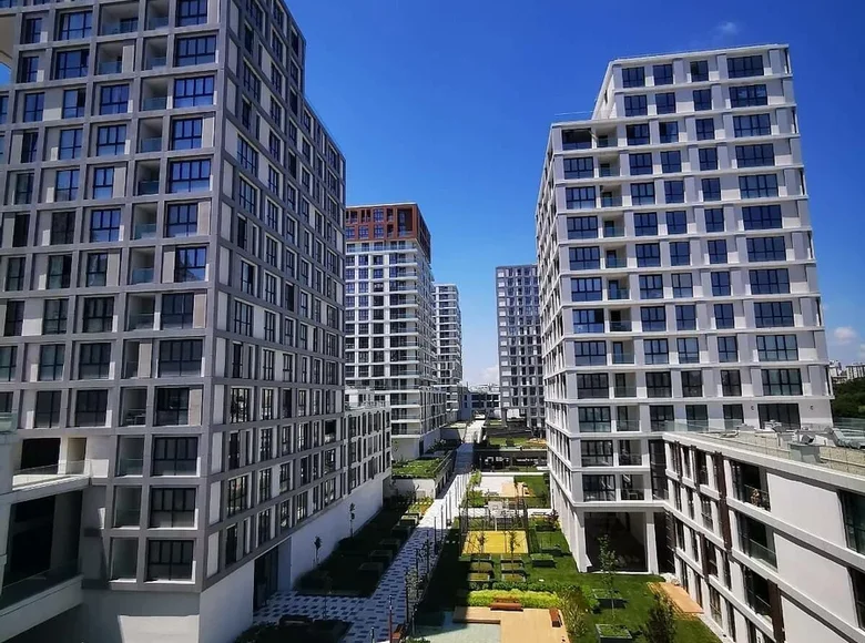 Dúplex 6 habitaciones 252 m² Basaksehir, Turquía