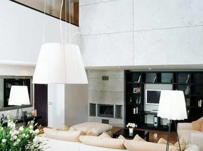 Wohnung 5 Schlafzimmer 250 m² Riga, Lettland