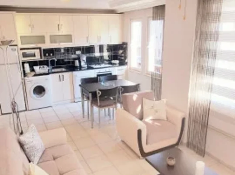 Mieszkanie 2 pokoi 55 m² Alanya, Turcja