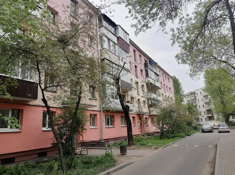 Mieszkanie 2 pokoi 45 m² Mińsk, Białoruś