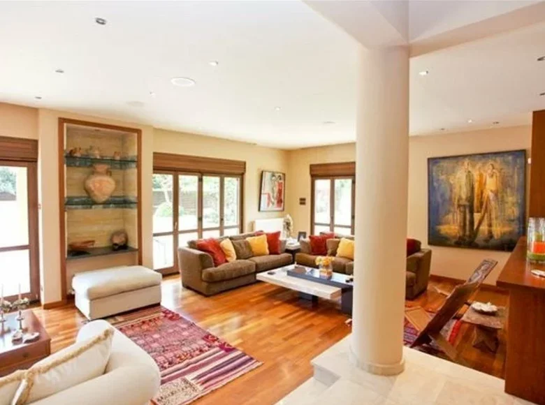 5 bedroom house 430 m² Kato Polemidion Municipality, Cyprus