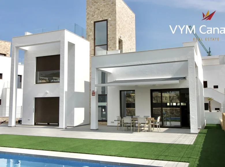 4-Schlafzimmer-Villa 200 m² in Benidorm, Spanien