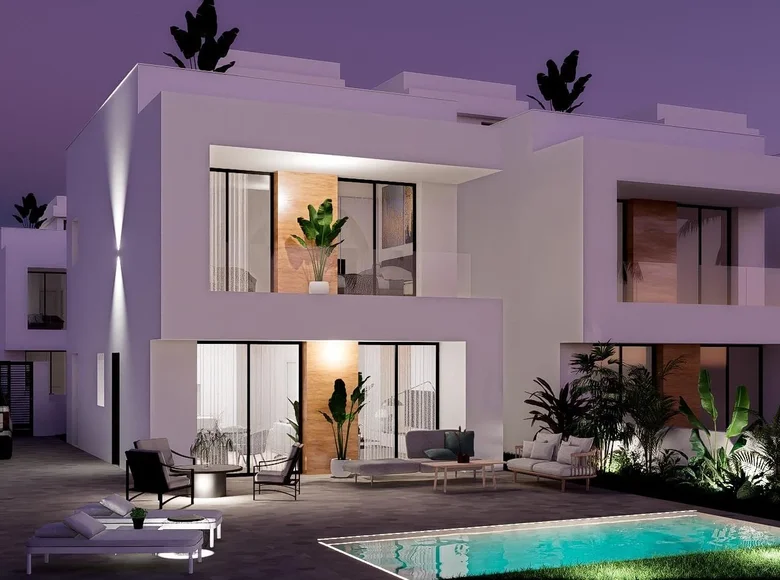 Villa de tres dormitorios 176 m² Orihuela, Španjolska