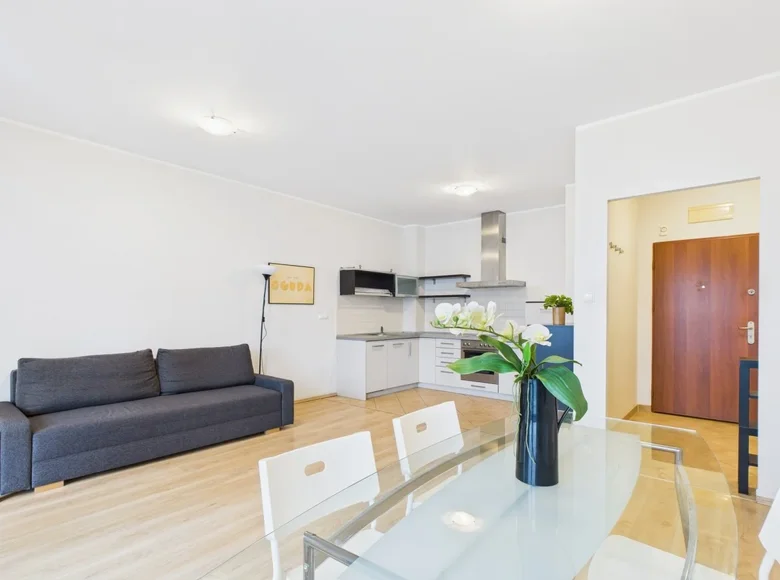 Квартира 2 комнаты 53 м² Варшава, Польша