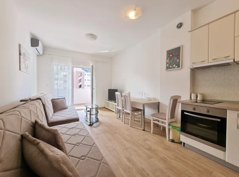1 bedroom apartment 34 m² in Budva, Montenegro