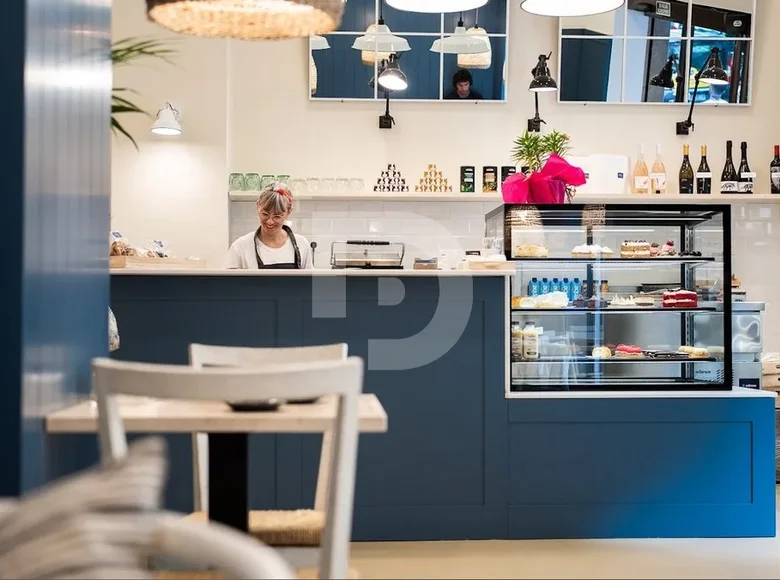 Restaurant 351 m² in Barcelona, Spain