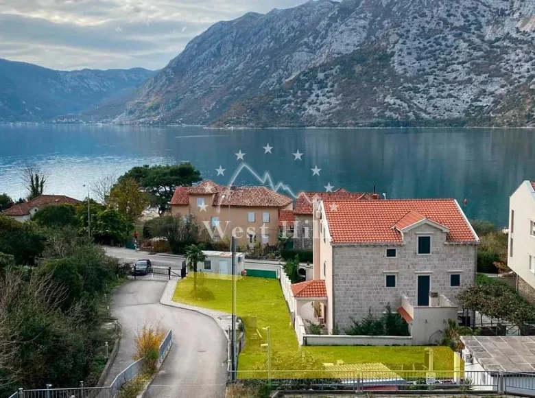 Земельные участки  Рисан, Черногория