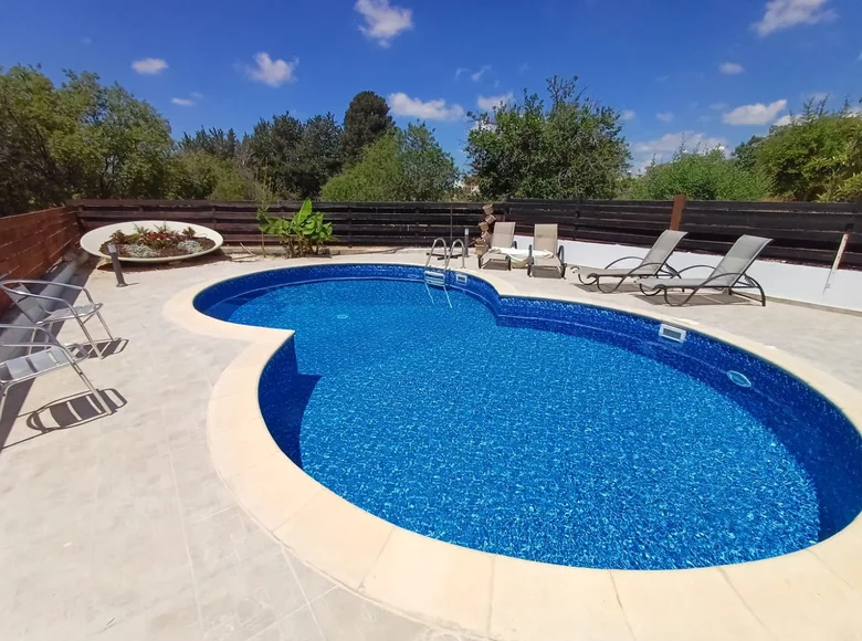 3 bedroom bungalow 100 m² in Timi, Cyprus