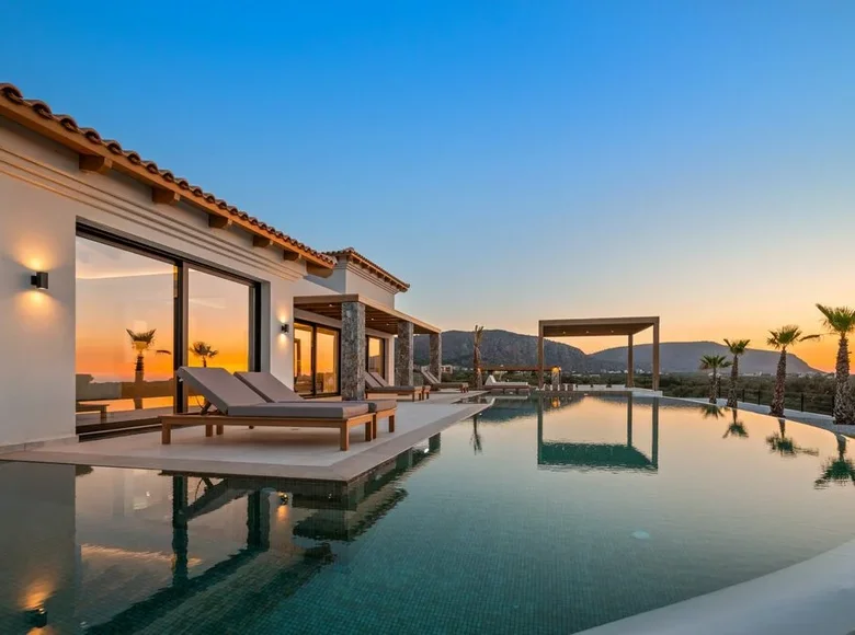 4 bedroom Villa 350 m² Municipality of Chersonissos, Greece