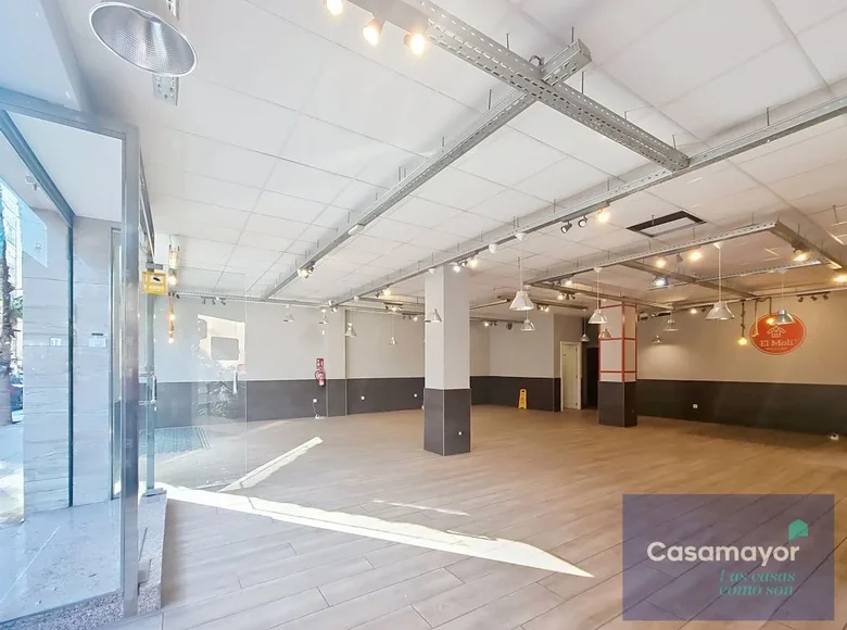 Propriété commerciale 202 m² à Alicante, Espagne