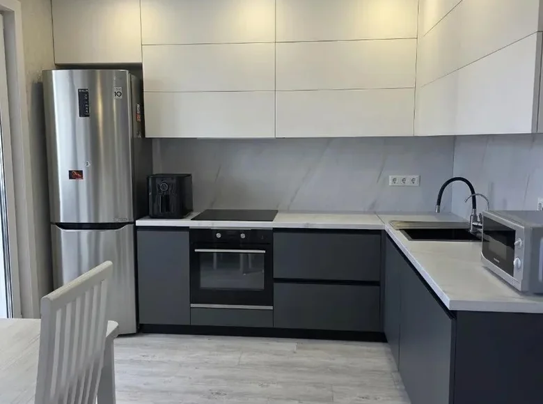 Apartamento 52 m² Kopishche, Belarús