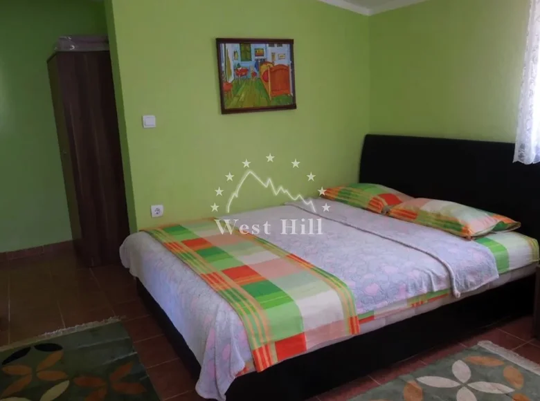 Propriété commerciale 300 m² à Dobra Voda, Monténégro