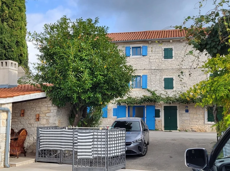 Cottage 3 bedrooms  Kanfanar, Croatia