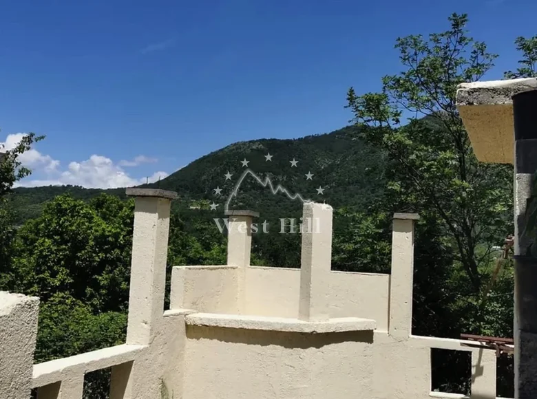 Дом 4 комнаты 100 м² Кавач, Черногория