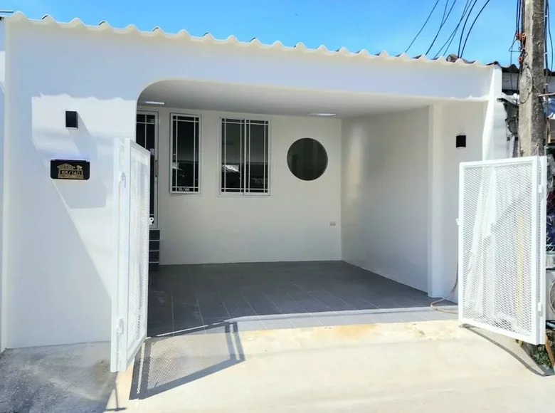 Таунхаус 2 спальни  Си Сунтон, Таиланд