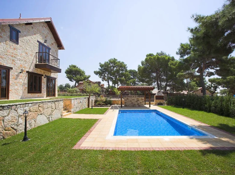 Maison 4 chambres 195 m² Souni Zanatzia, Chypre