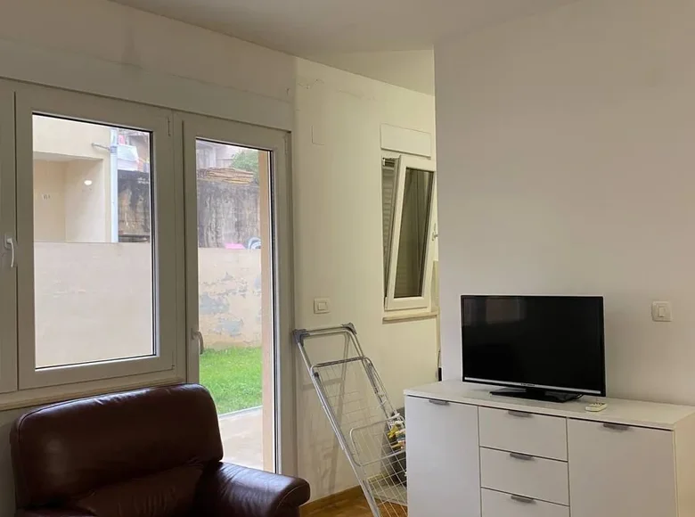 1 bedroom apartment 50 m² in Budva, Montenegro