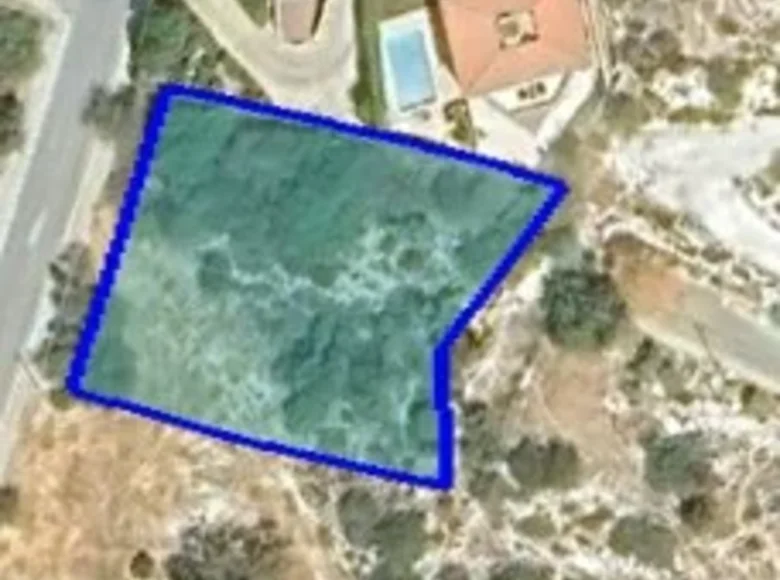 Parcelas  Agios Tychonas, Chipre