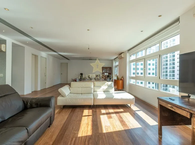 Квартира 3 комнаты 240 м² Regiao Imediata de Sao Paulo, Бразилия