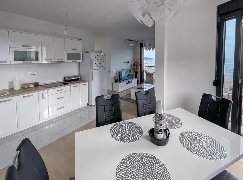 Appartement 2 chambres 68 m² en Becici, Monténégro