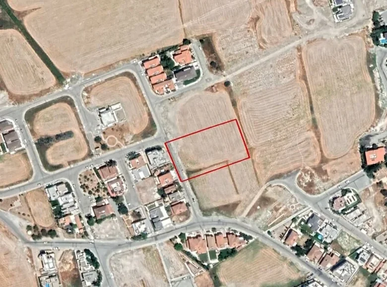 Parcelas 3 760 m² Larnaca, Chipre