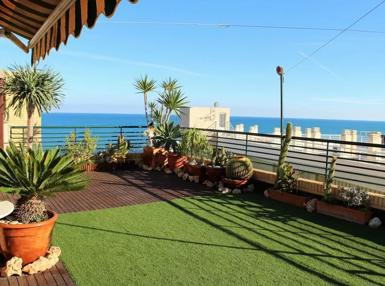 Penthouse 3 Schlafzimmer  el Campello, Spanien