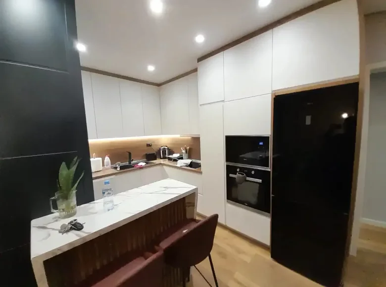 2 bedroom apartment 92 m² Bashkia Durres, Albania