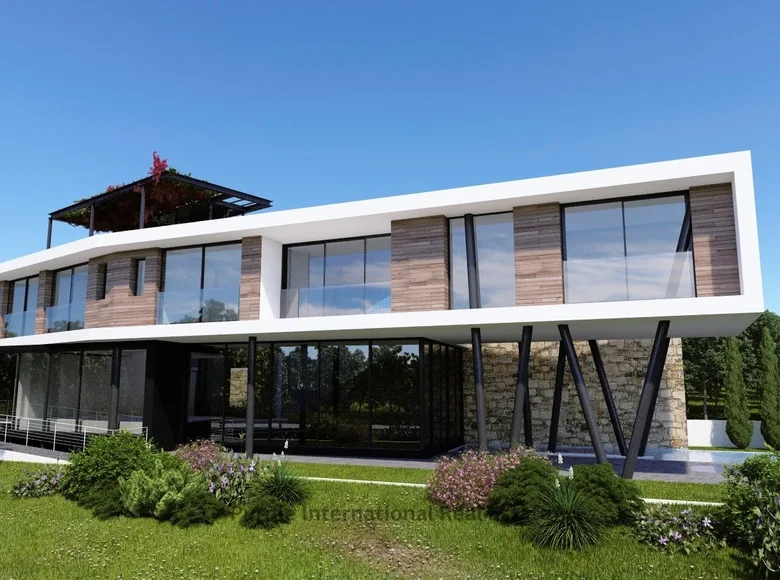 villa de 5 dormitorios 652 m² Paralimni, Chipre
