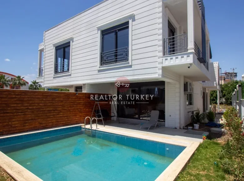 Maison 1 chambre 250 m² Muratpasa, Turquie