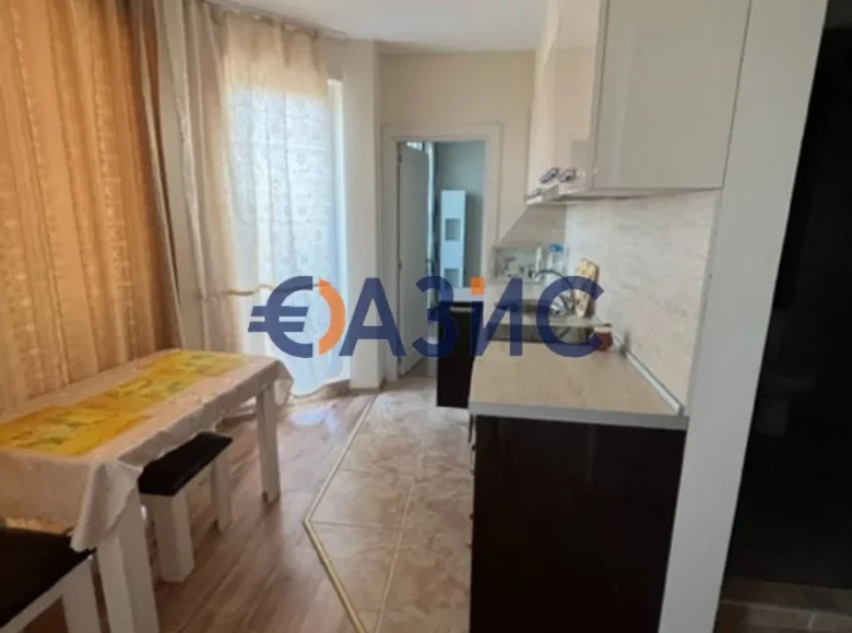 Квартира 3 спальни 80 м² Равда, Болгария