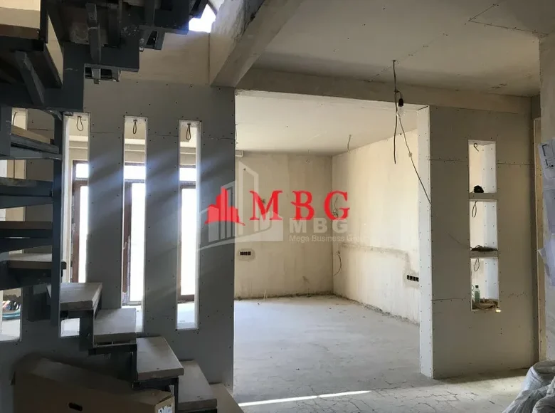 Mieszkanie 5 pokojów 210 m² Tbilisi, Gruzja