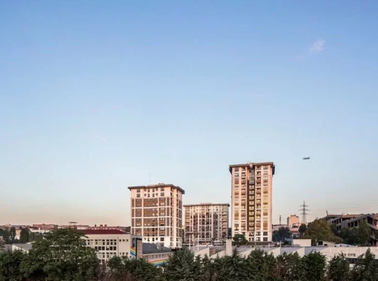 Квартира 1 комната 156 м² Зейтинбурну, Турция