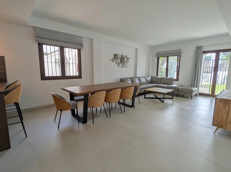 Квартира 4 спальни 128 м² Сан-Педро-Алькантара, Испания