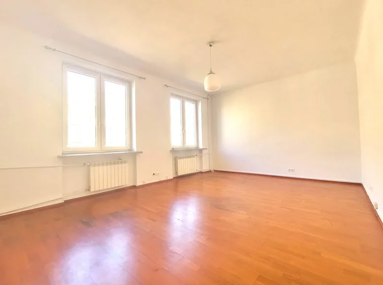 Mieszkanie 2 pokoi 63 m² Warszawa, Polska