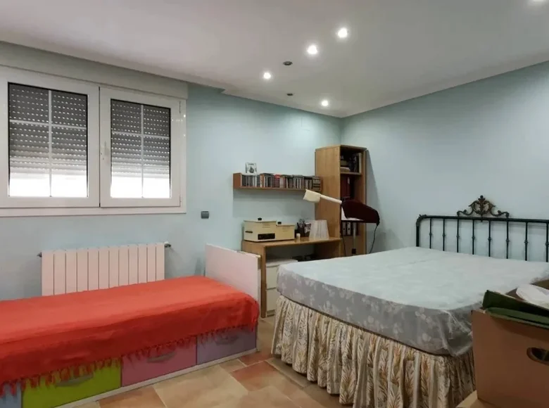 6 bedroom villa 410 m² Torrevieja, Spain