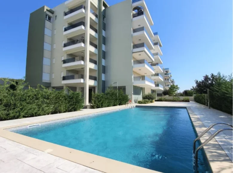 4 bedroom apartment  in Agios Tychonas, Cyprus