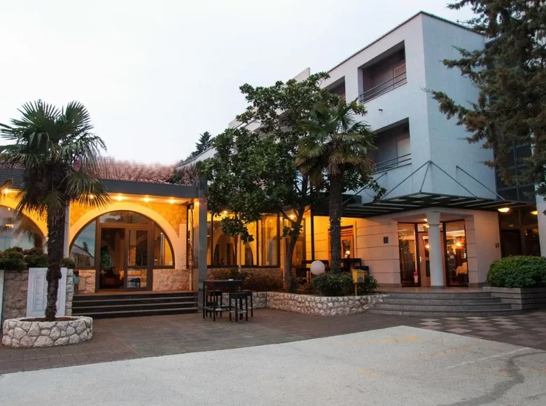 Дом 11 спален 750 м² Grad Zadar, Хорватия