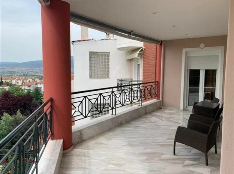 5 bedroom villa 200 m² Agia Paraskevi, Greece