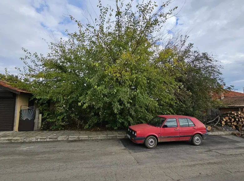Atterrir  Gyoulyovtsa, Bulgarie