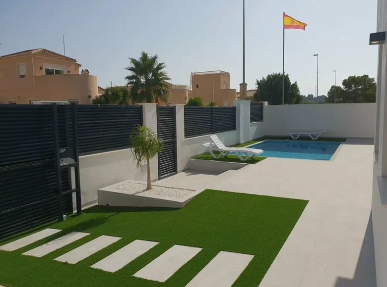 3-Schlafzimmer-Villa 100 m² Pilar de la Horadada, Spanien