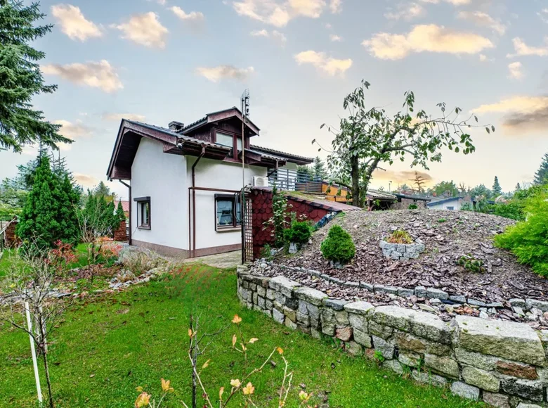 Дом 400 м² Otowo, Польша