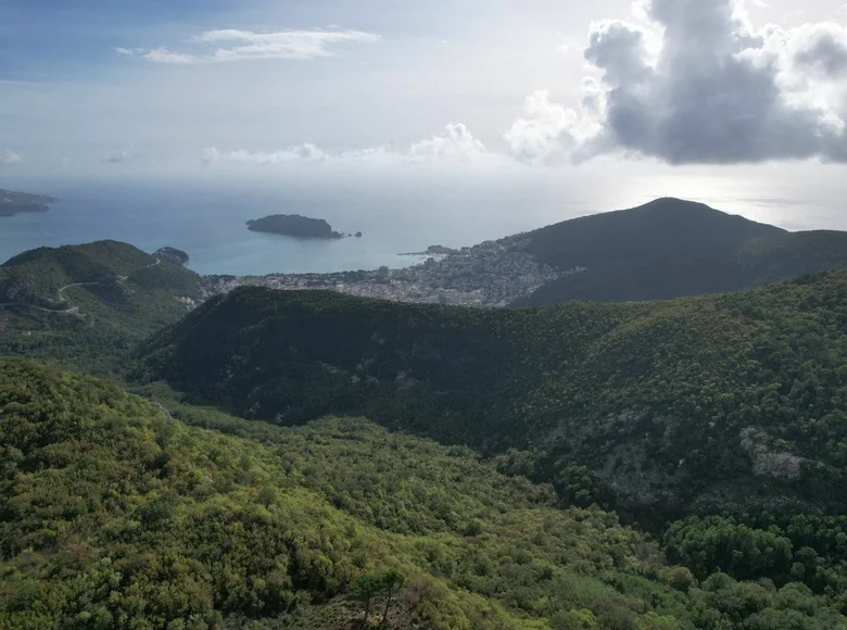 Atterrir  Lapcici, Monténégro