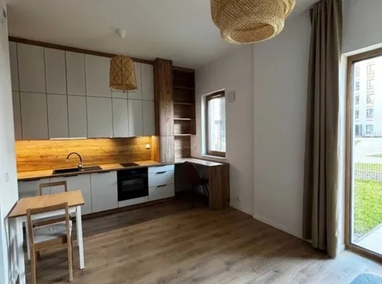 Apartamento 1 habitación 30 m² en Varsovia, Polonia