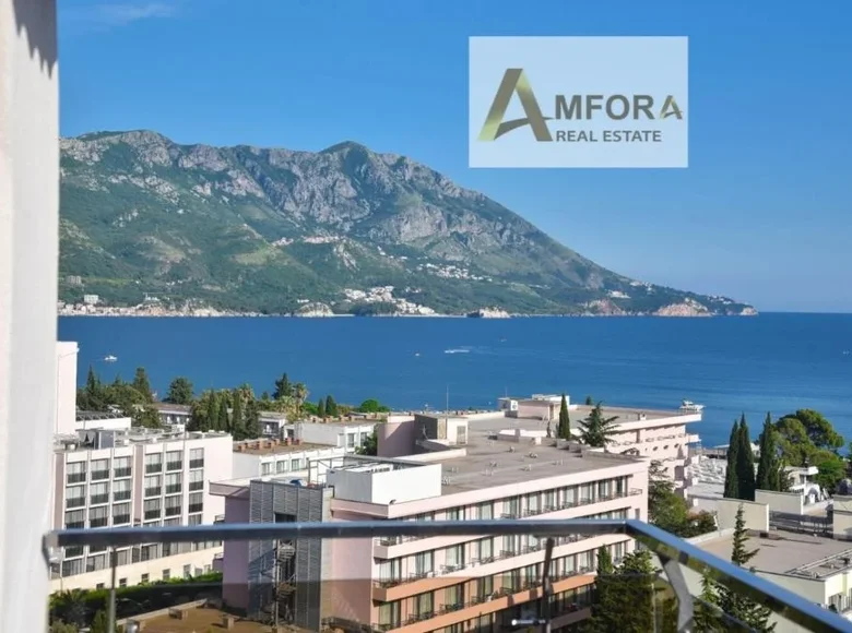 3 bedroom apartment 175 m² Budva, Montenegro